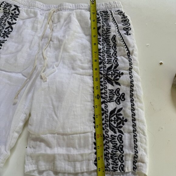 Johnny Was white linen shorts with dark blue embroidery Size L - Picture 7 of 7